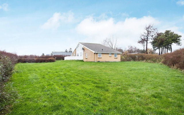 10 Person Holiday Home in Ebeltoft-by Traum