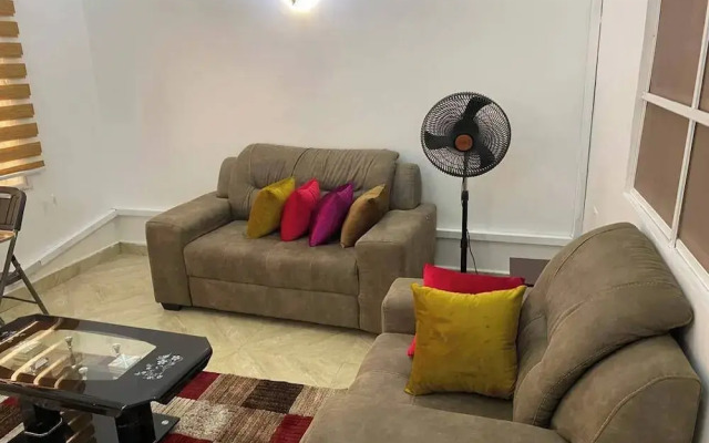 Rossy'S Apartments