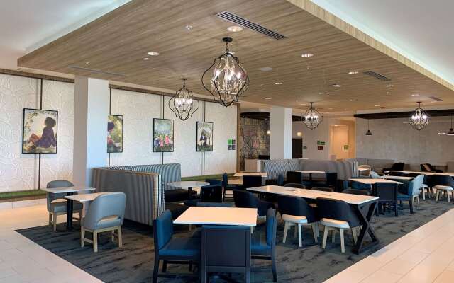 La Quinta Inn & Suites by Wyndham Maricopa - Copper Sky