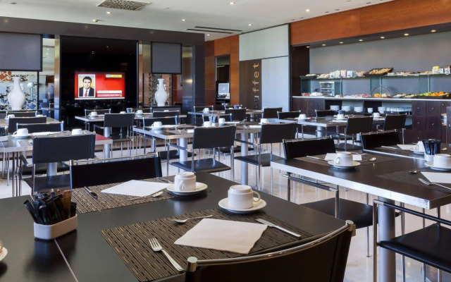 AC Hotel Sevilla Fórum by Marriott