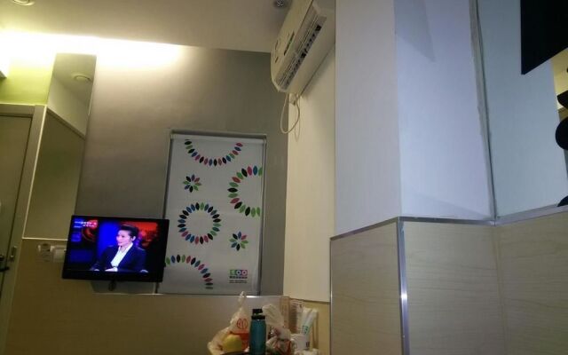 100 Hotel