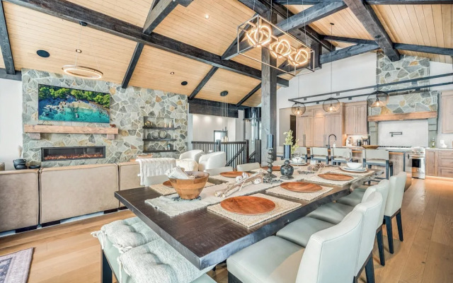 Opulence At Big White