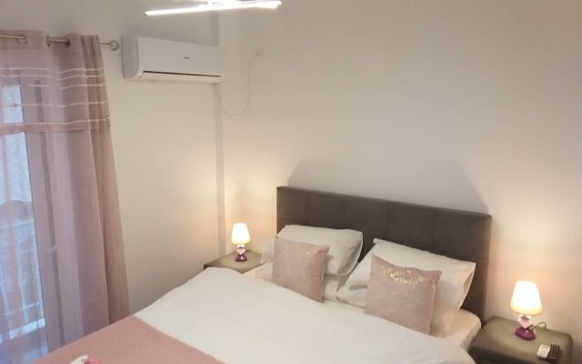 Gorgeous Modern 1 Bedroom Aptm - Pagrati