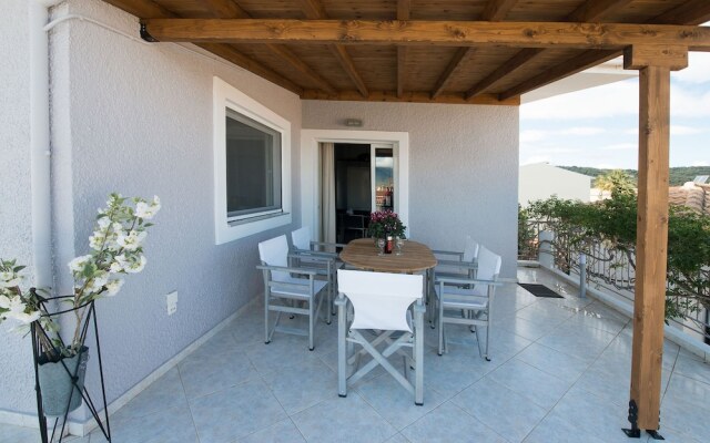 2BR Flat in Lefkada in Kariotes