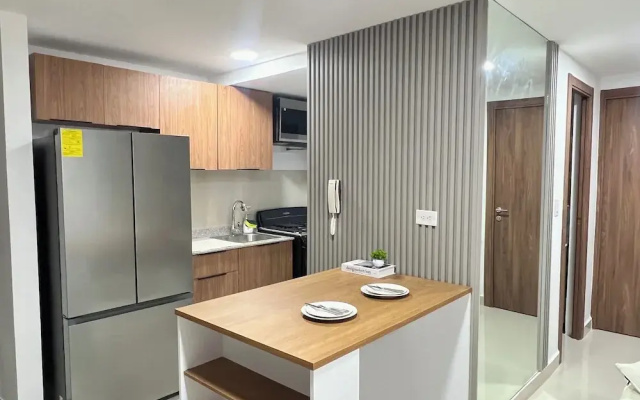 Luxury City View Apartments at Worldwide