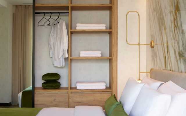 The Port Square Hotel