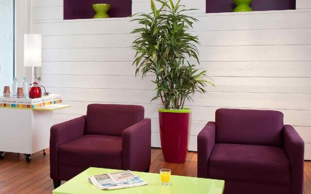 ibis Styles Asnieres Centre Hotel