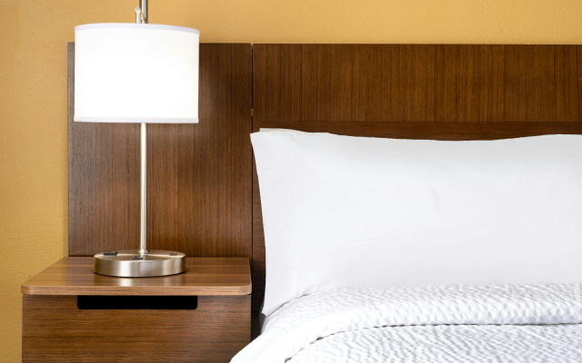 Garner Hotel Butte by IHG