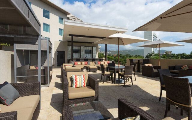 Courtyard by Marriott Kingston, Jamaica