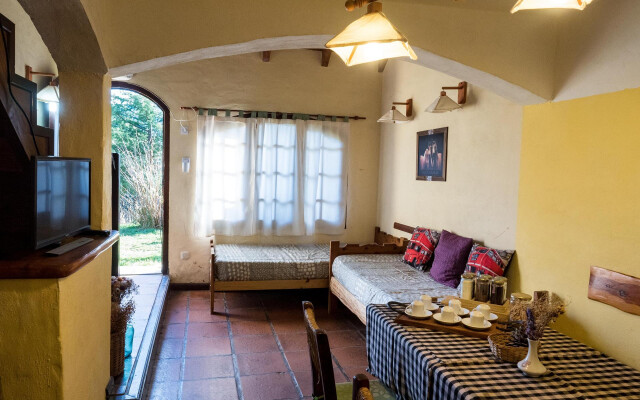 Reina Mariana Bungalows