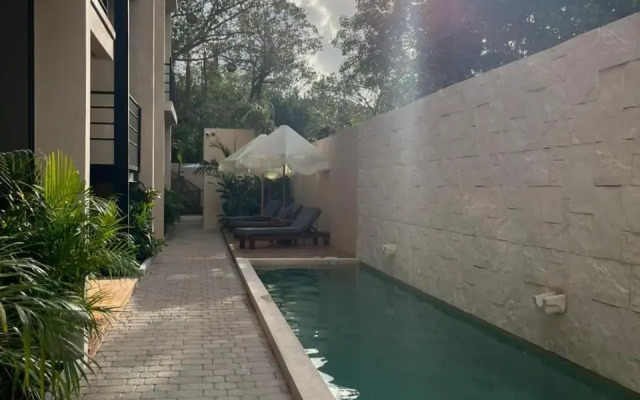 La Veleta Luxury Condos