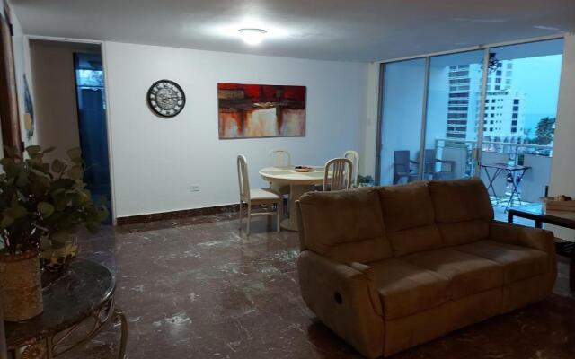 Condado San Juan Prime location 5minsWalk To Beach
