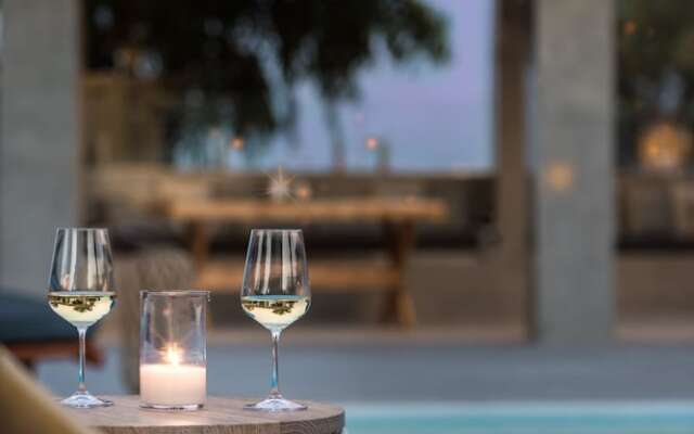 Damma Beachfront Luxury Villa
