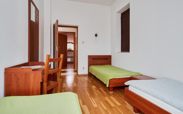 Quadrans Hostel