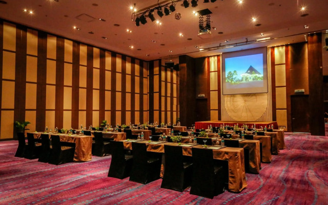 Avani Sepang Goldcoast Resort