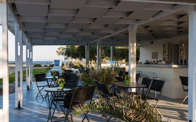 Sea Sound - White Katikies Luxury Hotel