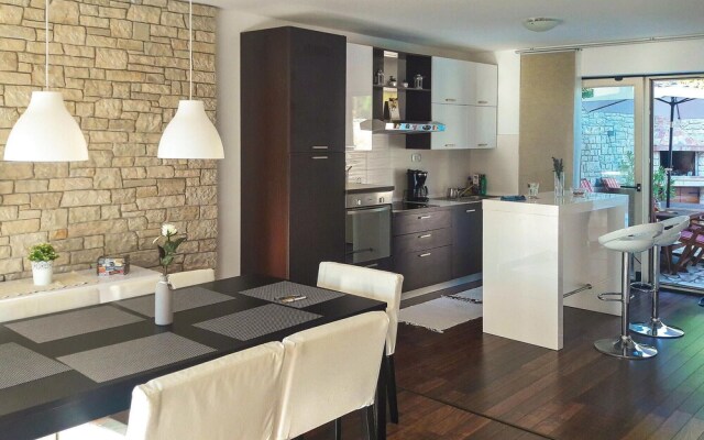 Nice Home in Banjole With Wifi and 2 Bedrooms