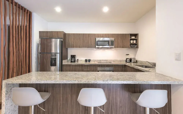 Agua De Mar by Tulumeando