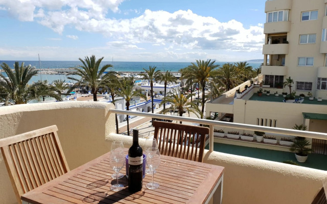 Fantastic Apartment In Front Of The Sea & Marina