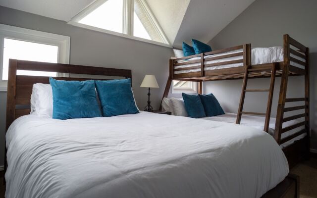 The Lodges at Blue Mountain - Chateau Ridge Condos