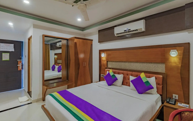 Treebo Premium Palmyra Milford, 2 Km From Alleppey Beach