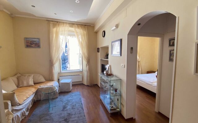 Apartment Tomasovic Old Town - One-bedroom Apartment