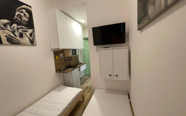 Red&Black Apartment City centr