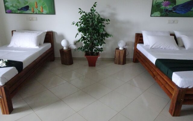 Moragalla Beach Home Guesthouse (Newly opened hotel)