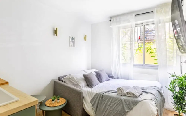 Lavie Maison Studio Quip