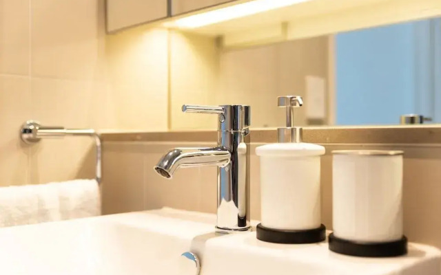 Melbourne Private Apartments - Collins Street Waterfront, Docklands