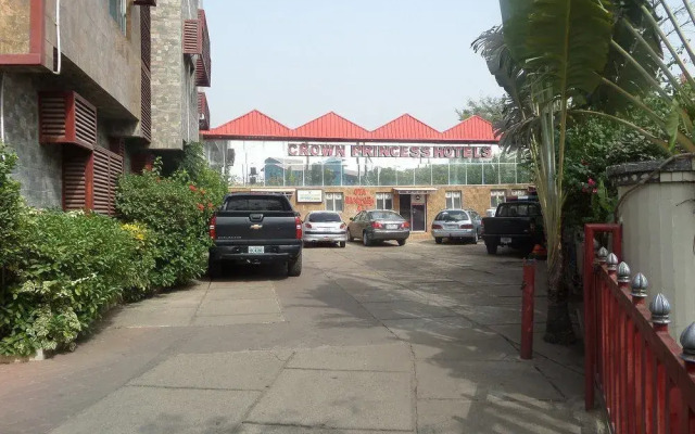 Crown Princess Hotel