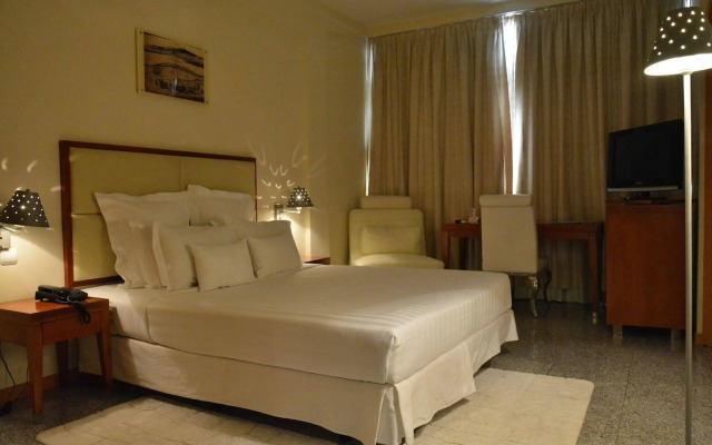 Loanda Hotel