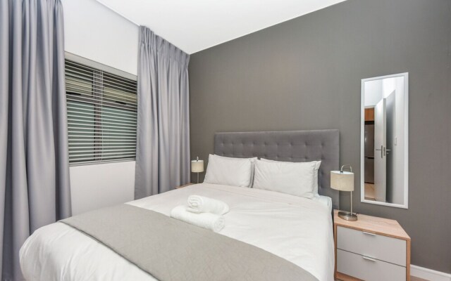 Easy Stay - The Median