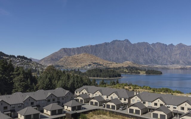 Platinum Queenstown Villas