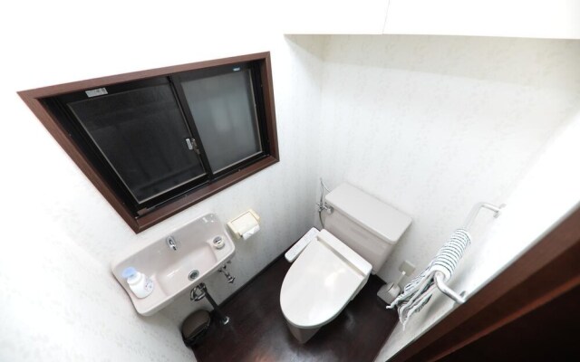 Omotenashi Usagi Hostel (15-13~18)