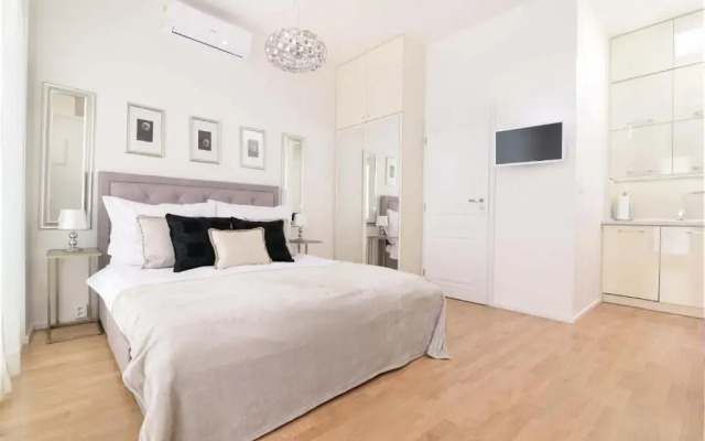 COZY&QUIET apartment with A/C in city centre