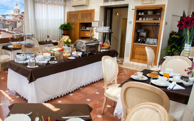 Daniel's Hotel