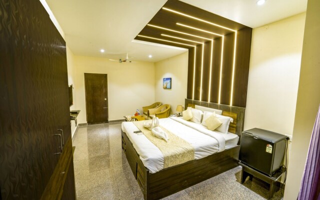 FabHotel JR Residency