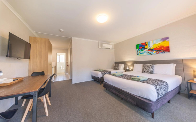 Coachman's Eden – Guest Rooms – Eden