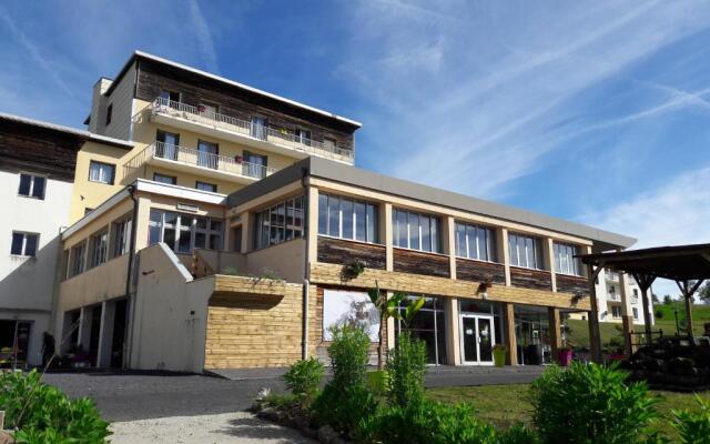 Residence Fleurs D'Aubrac