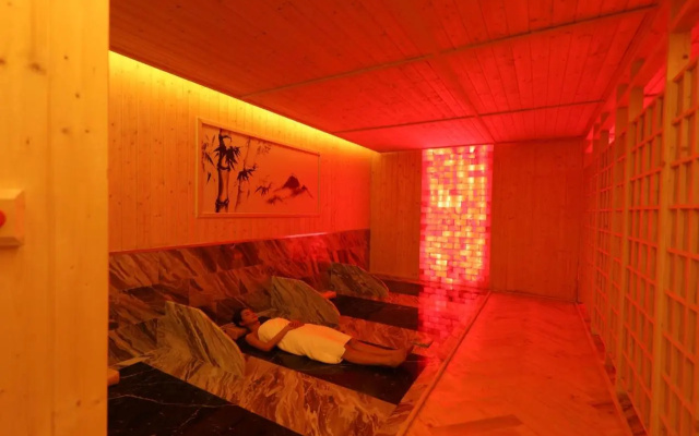 Yoko Onsen Quang Hanh — hotel in Cam Pha