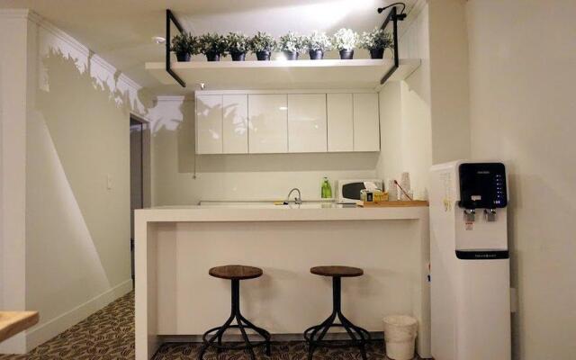 Hotel Gaon J Stay