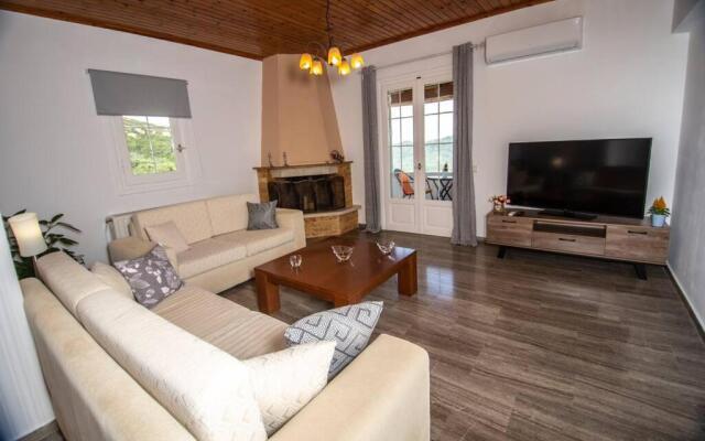 Giannis House 2022 by Corfu Escapes