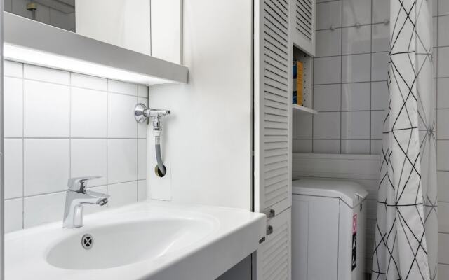 Wehost Lapinlahdenkatu 25