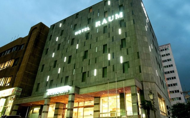 Hotel Raum Jeju