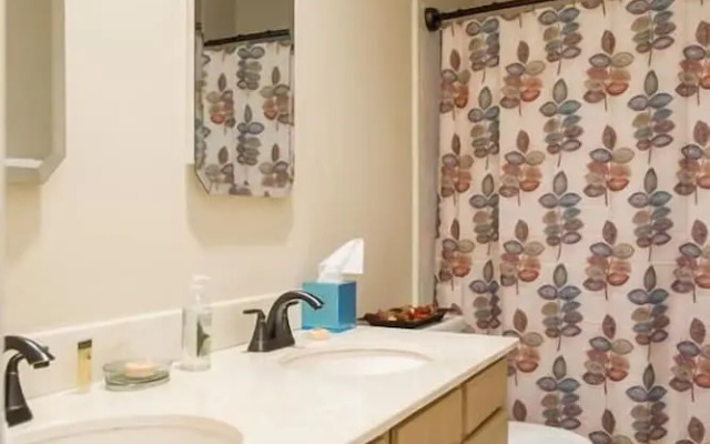 Thunderbird By Signature Vacation Rentals