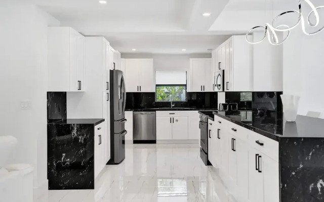 Hibiscus House in Fort Lauderdale
