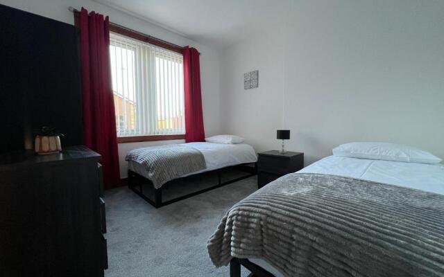 Lomond View Apartment