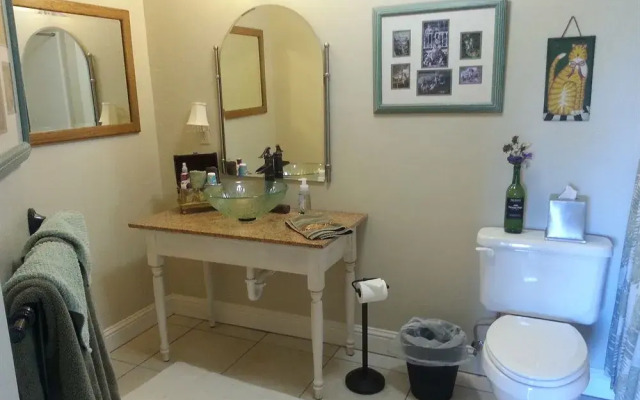 Yosemite Sierra View Bed & Breakfast