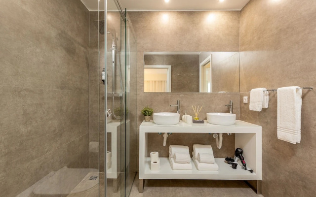 Travelstaytion - Central in Oporto